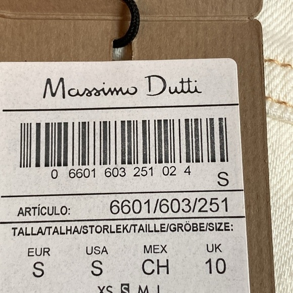 NWT. Massimo Dutti Off White Denim Jumpsuit with Contrast Topstitching. Size S. - Picture 11 of 13